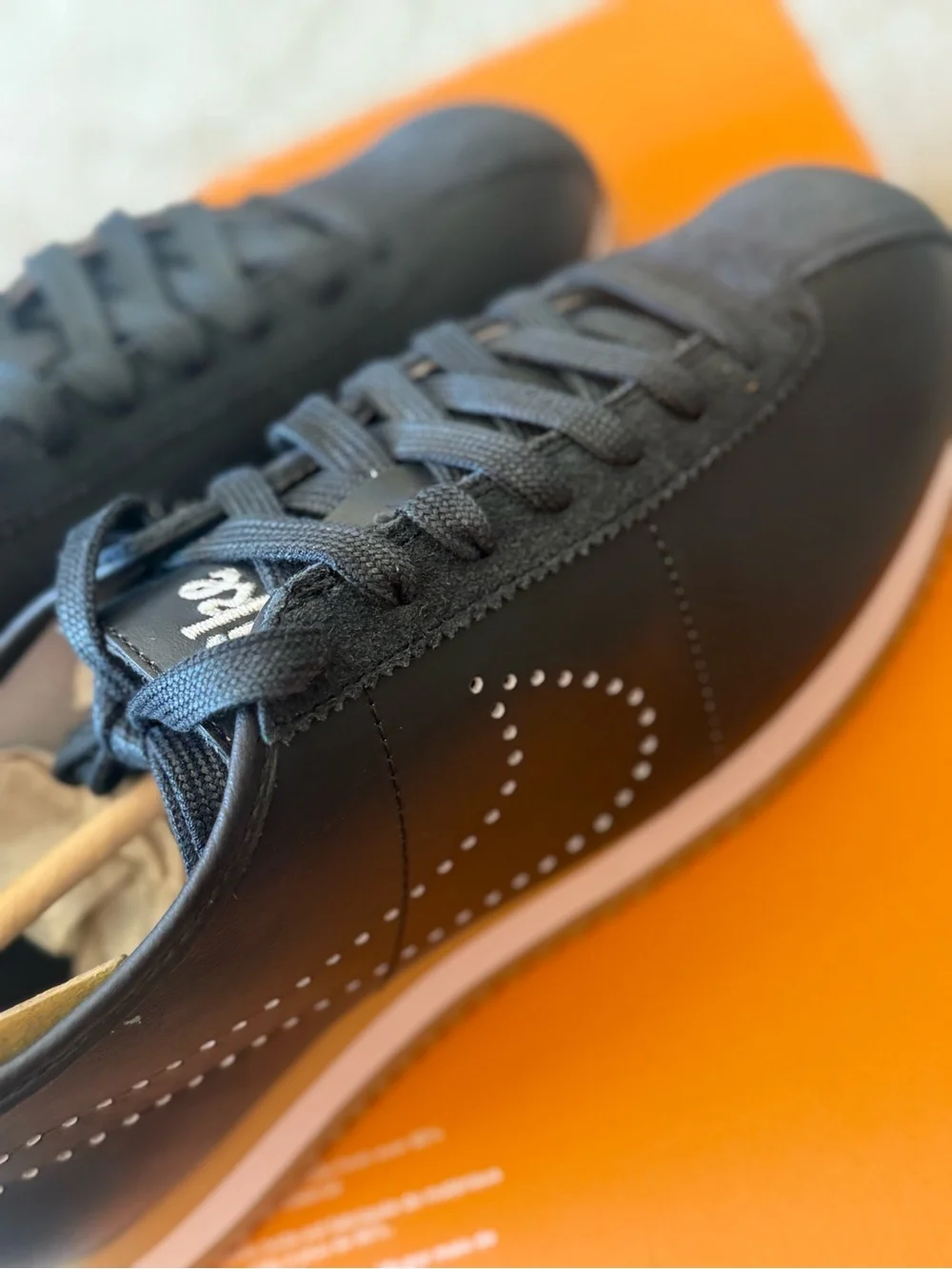 Nike Cortez Leather Women’s 8 Black Gum Perforated Swoosh Sneakers New